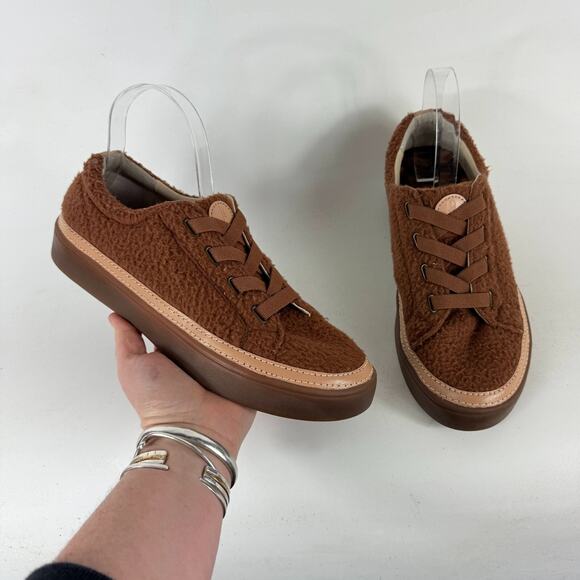 Revitalign Malibu Morgan Running Sneakers Womens 9.5 Brown Suede Lace Up Low Top - Picture 1 of 10